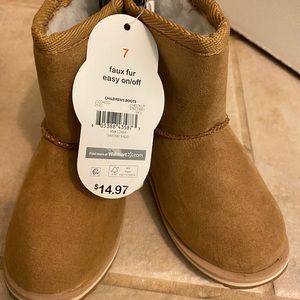 Winter boots brand new with tags